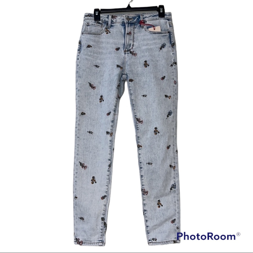 "Driftwood" 'Jackie' Light Wash Embroidered Women’s Jeans